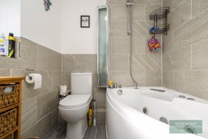 Photo 17- click for photo gallery